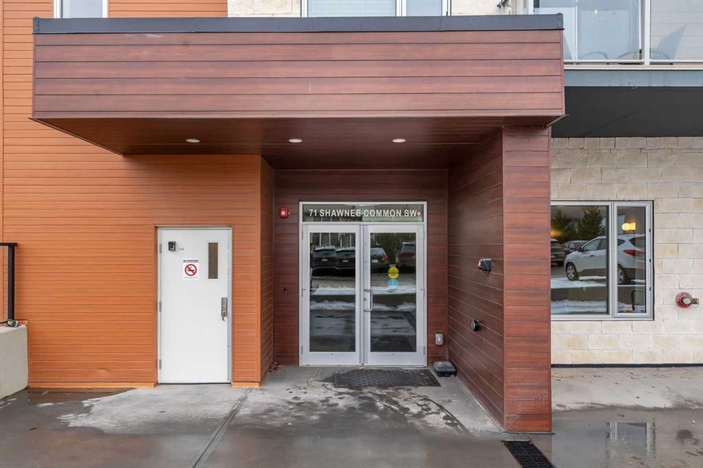301, 71 Shawnee Common SW, Calgary — photo 4 of 33