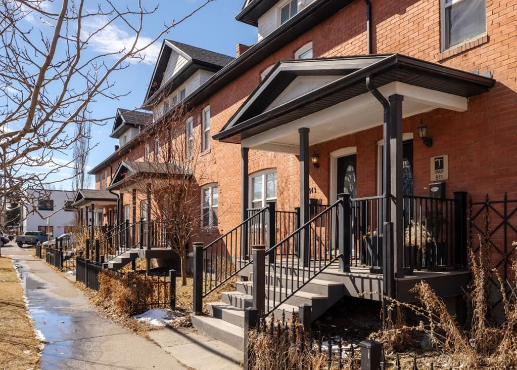 913 14 Street SE, Inglewood, Calgary