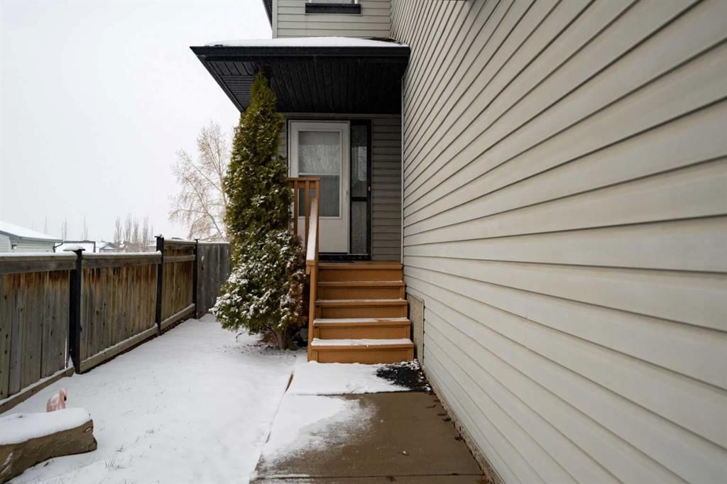 11 Arbour Stone Crescent NW, Calgary — photo 2 of 39