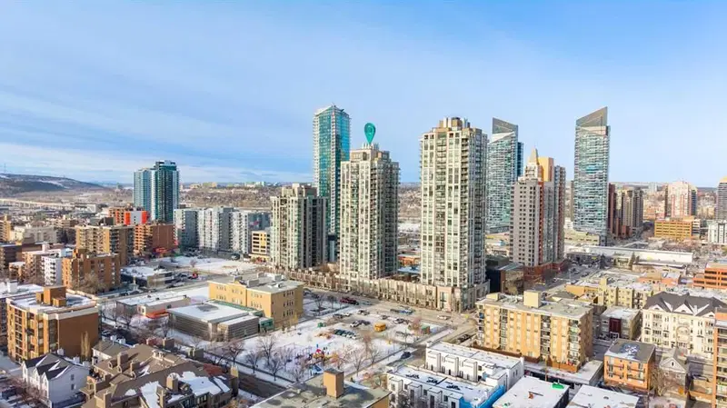 402, 1118 12 Avenue SW, Calgary — main listing photo