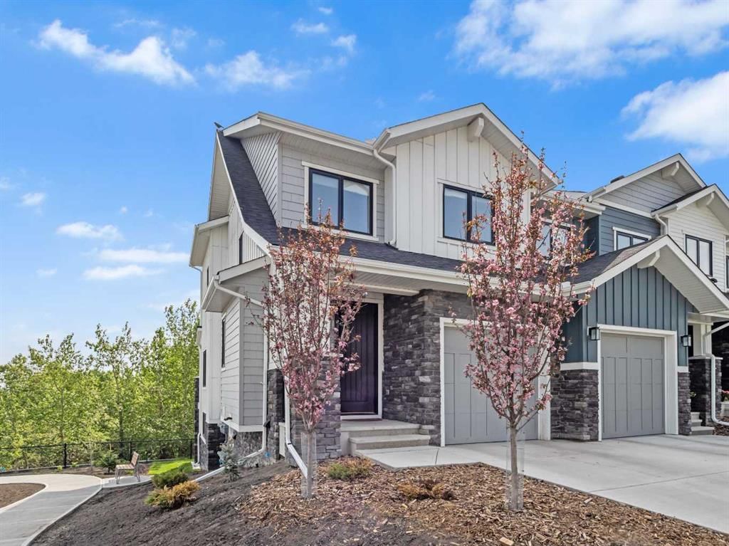 130 Crestridge Common SW, Calgary — photo 2 of 36