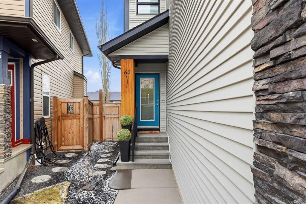 62 Walden Court SE, Calgary — photo 3 of 43