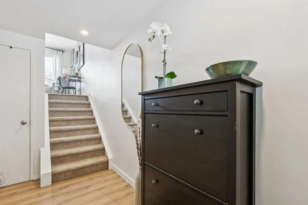 1414 Ranchlands Road NW, Calgary — photo 3 of 31