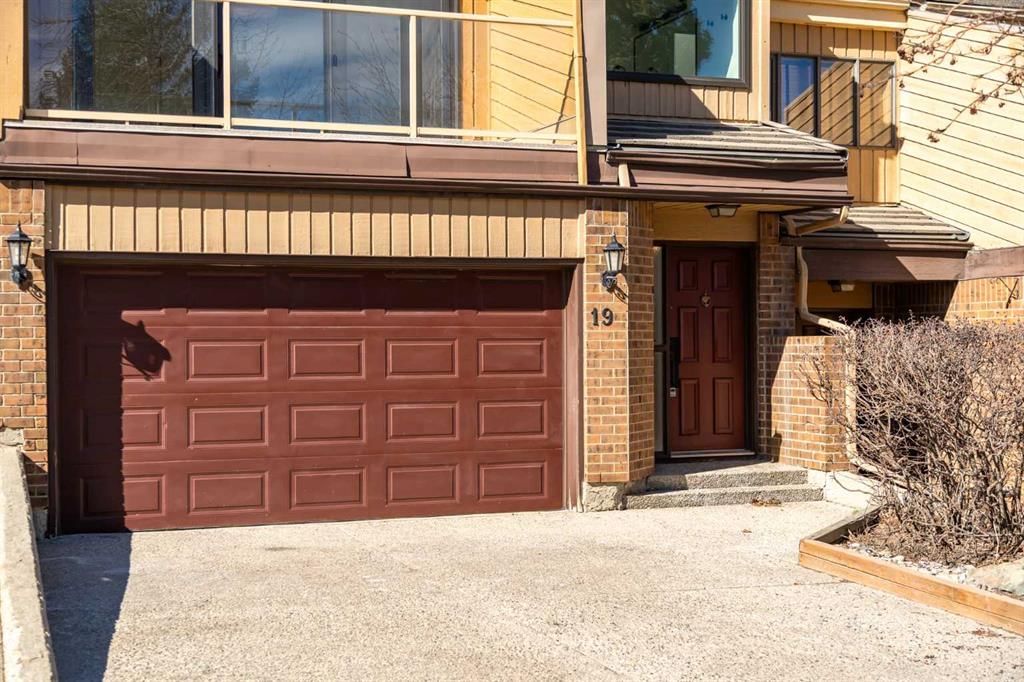 19, 1220 Prominence Way SW, Calgary — photo 2 of 49