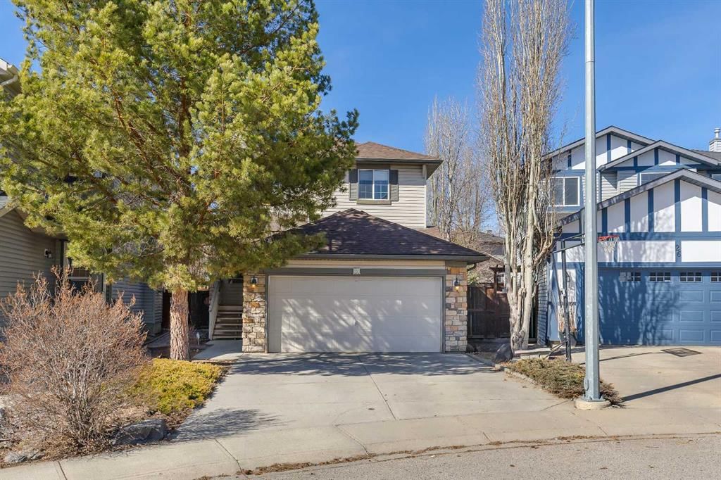 22 Tuscany Ravine Manor NW, Calgary — main listing photo