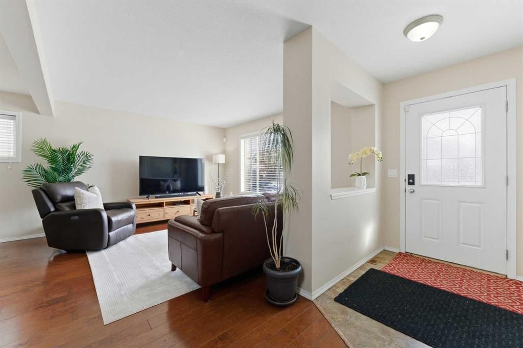 67 Bridlecrest Road SW, Calgary — photo 3 of 46