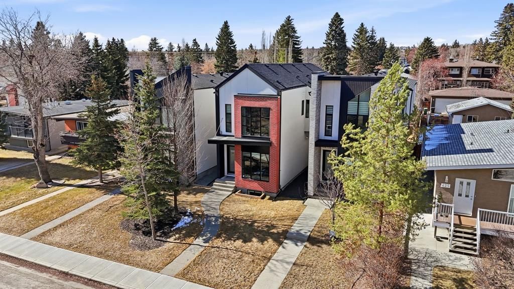 2, 427 37 Street SW, Calgary — photo 3 of 49