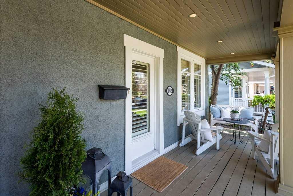 1712 25 Street SW, Calgary — photo 4 of 50