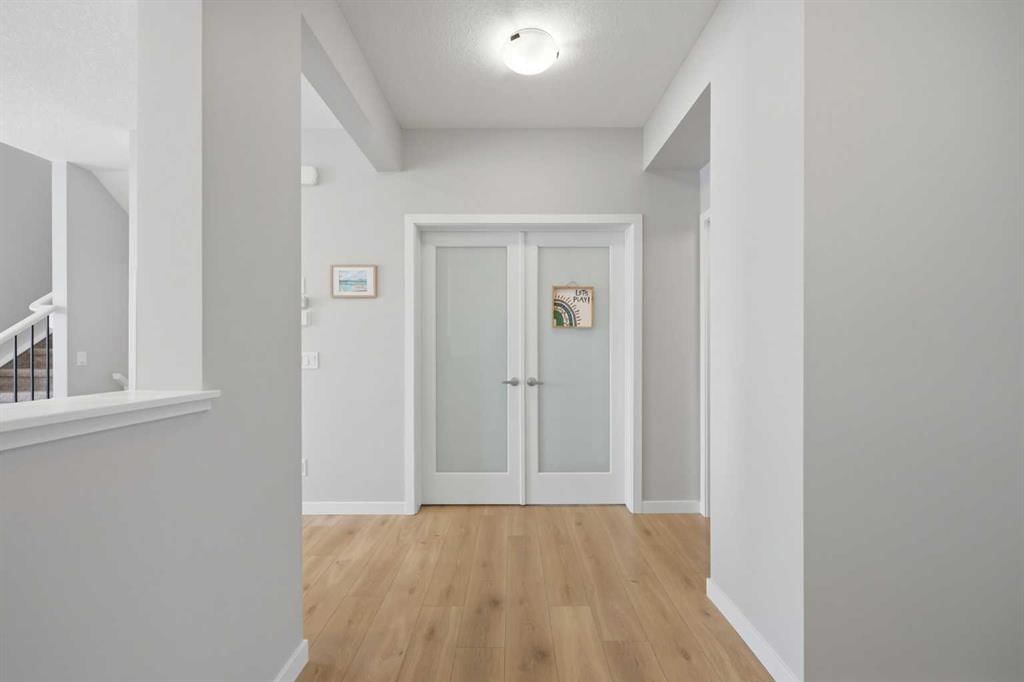 305 Carringsby Way NW, Calgary — photo 3 of 41