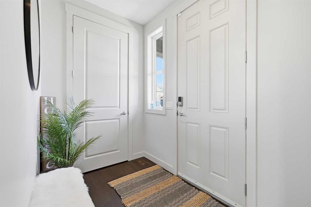 37 Elgin Meadows Manor SE, Calgary — photo 2 of 50