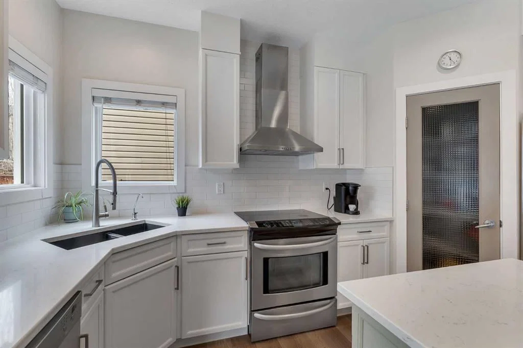 89 Everhollow Rise SW, Calgary — photo 3 of 47