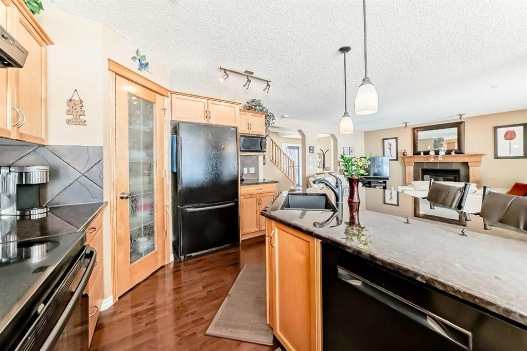 41 Kincora Drive NW, Calgary — photo 4 of 46