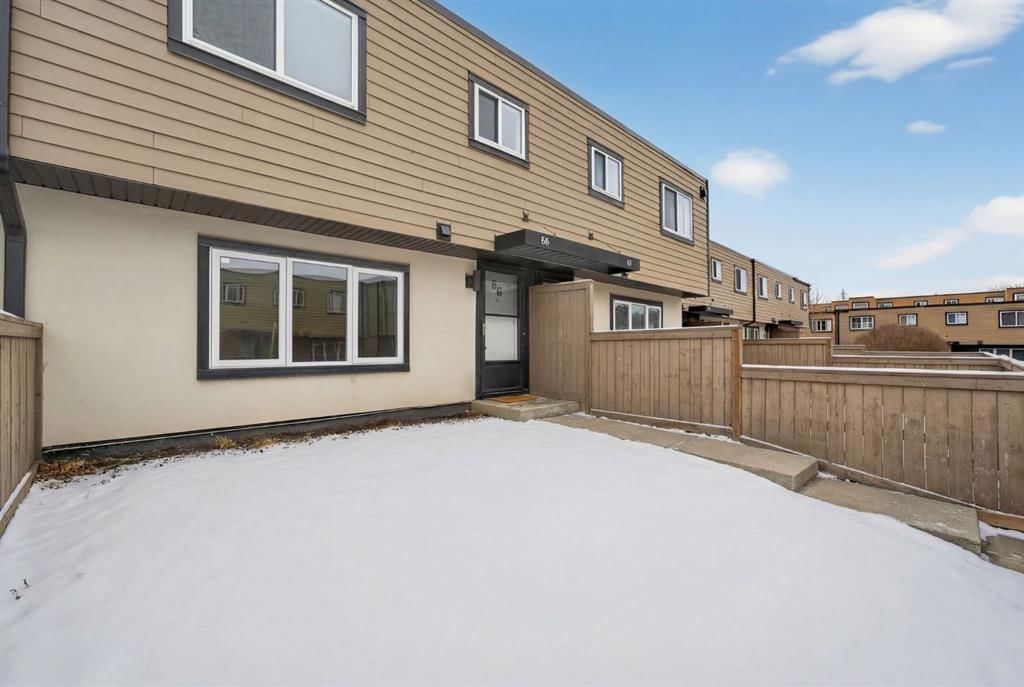 66, 3809 45 Street SW, Calgary — photo 3 of 14