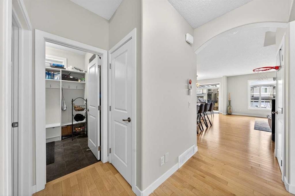 64 Panton Link NW, Calgary — photo 5 of 50