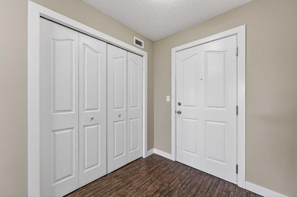 207, 355 Taralake Way NE, Calgary — photo 5 of 35