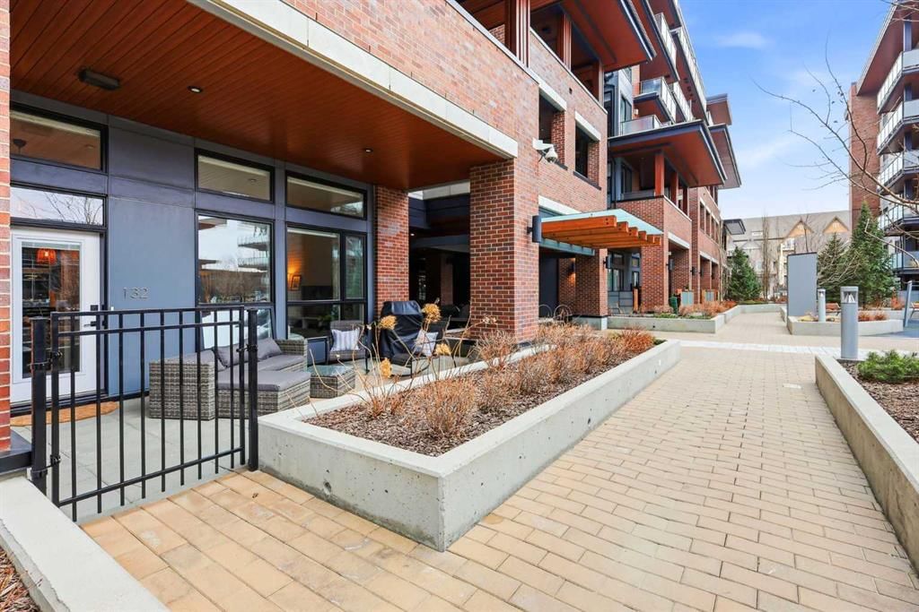 132, 122 Mahogany Centre SE, Calgary — photo 3 of 50