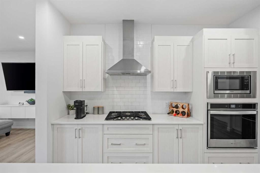 178 Sage Bluff Drive NW, Calgary — photo 4 of 44