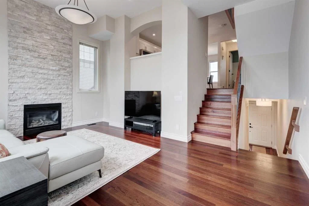 14 Everridge Common SW, Calgary — photo 4 of 35