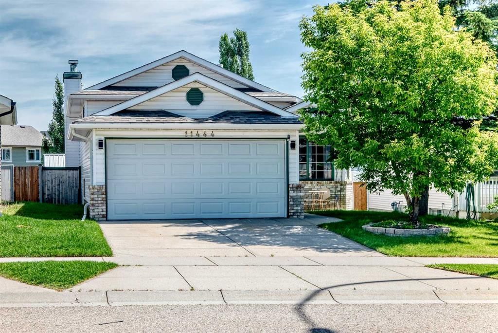 11444 Coventry Boulevard NE, Calgary — main listing photo