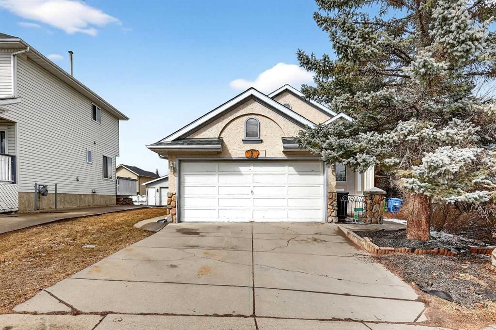 8 Somerset Gate SW, Calgary — main listing photo