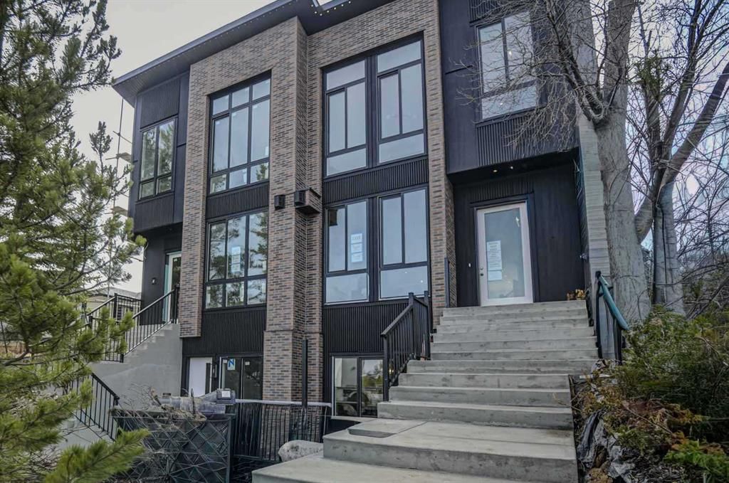 1317 21 Avenue NW, Calgary — photo 2 of 50