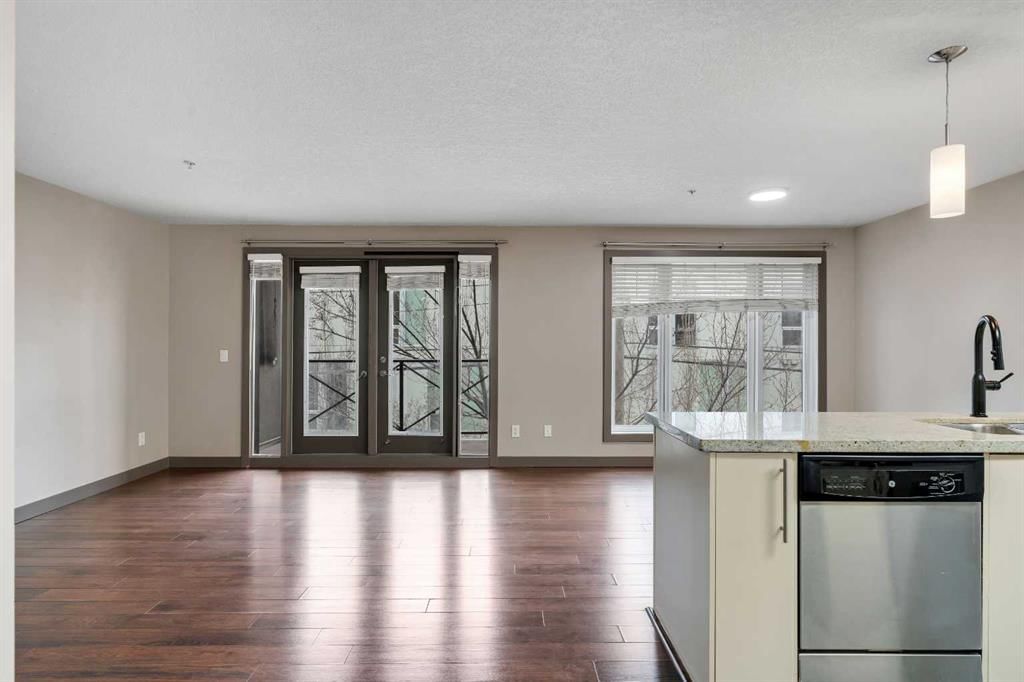 301, 1805 26 Avenue SW, Calgary — photo 3 of 22