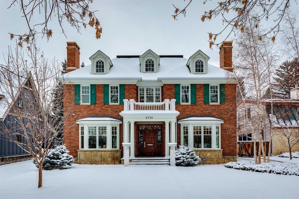 2715 Carleton Street SW, Calgary — main listing photo