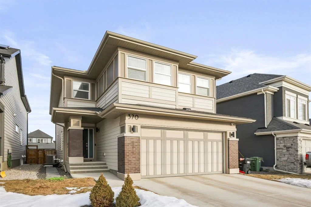 370 Magnolia Heath SE, Calgary — photo 2 of 50