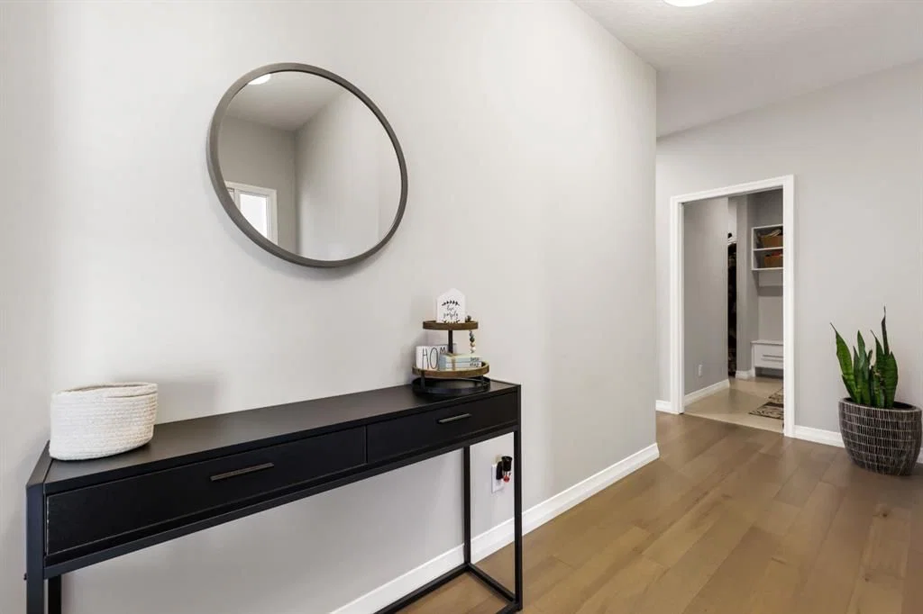 370 Magnolia Heath SE, Calgary — photo 4 of 50