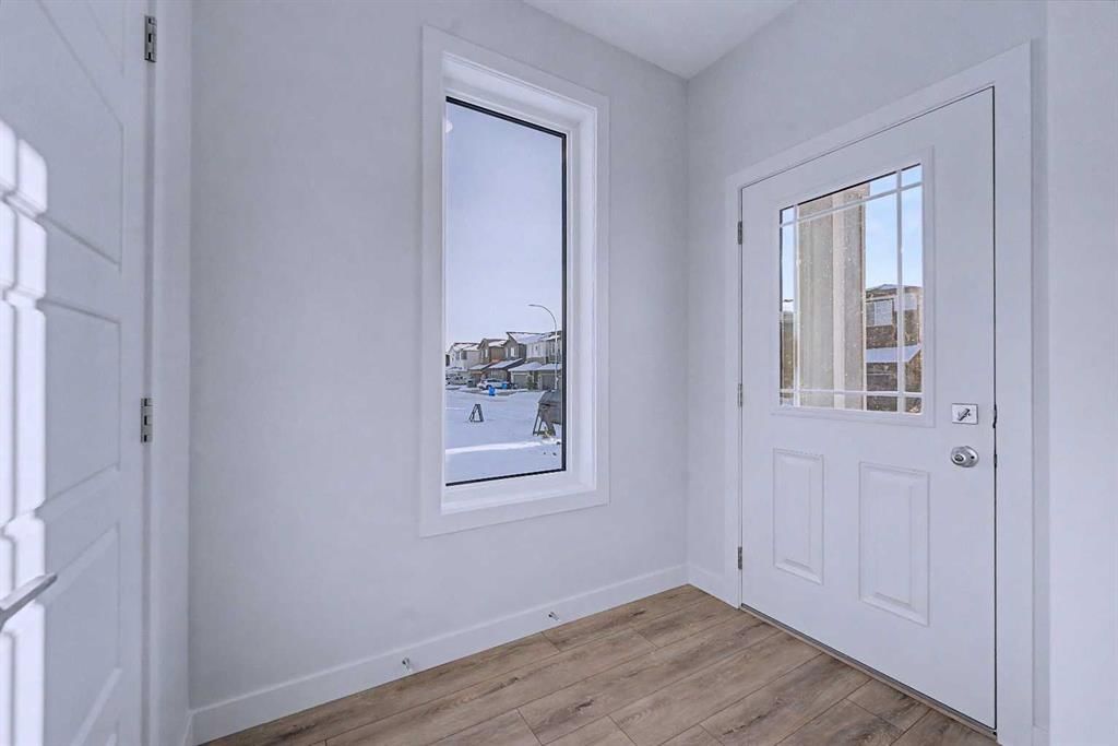 64 Amblefield View NW, Calgary — photo 2 of 38