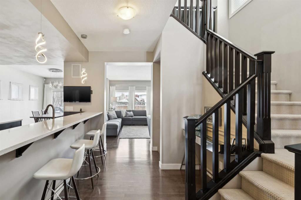37 Mahogany Terrace SE, Calgary — photo 3 of 50