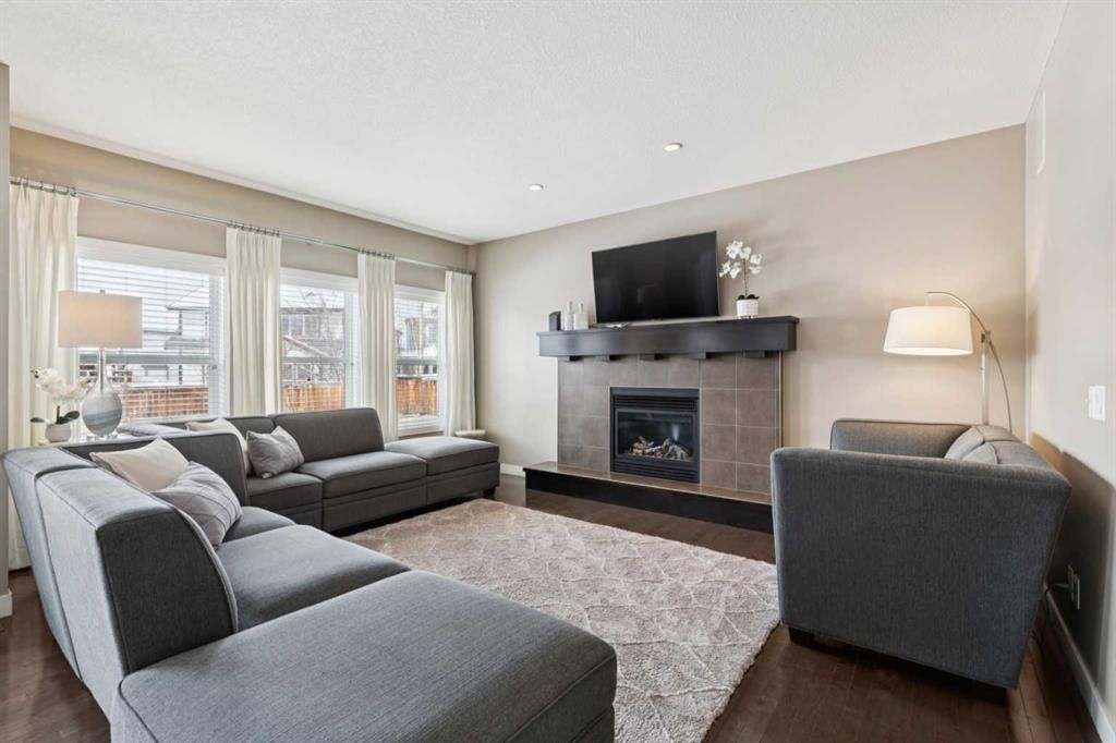 37 Mahogany Terrace SE, Calgary — photo 5 of 50