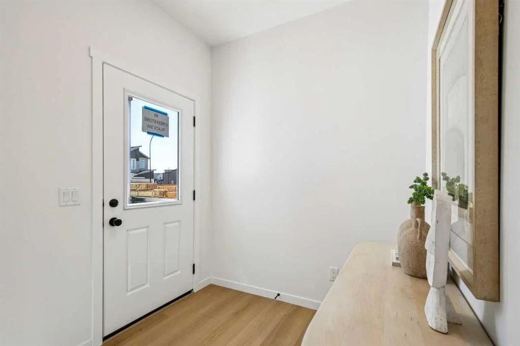 98 Creekstone Place SW, Calgary — photo 3 of 49