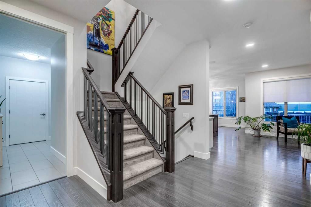 61 Masters Landing SE, Calgary — photo 4 of 50