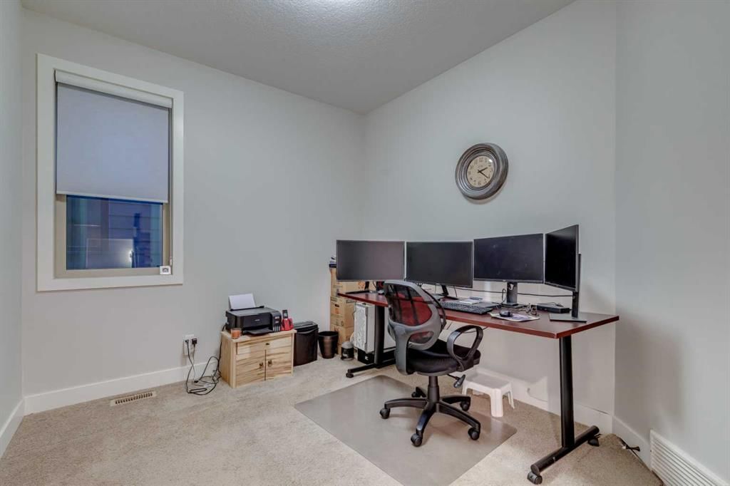 61 Masters Landing SE, Calgary — photo 5 of 50