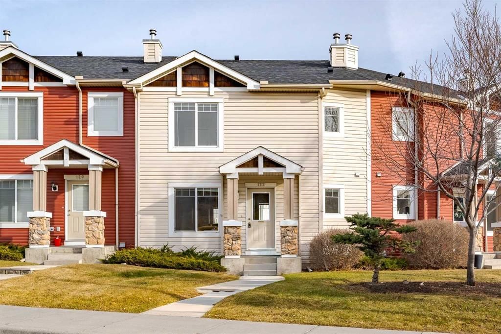 122 Panamount Drive NW, Calgary — main listing photo