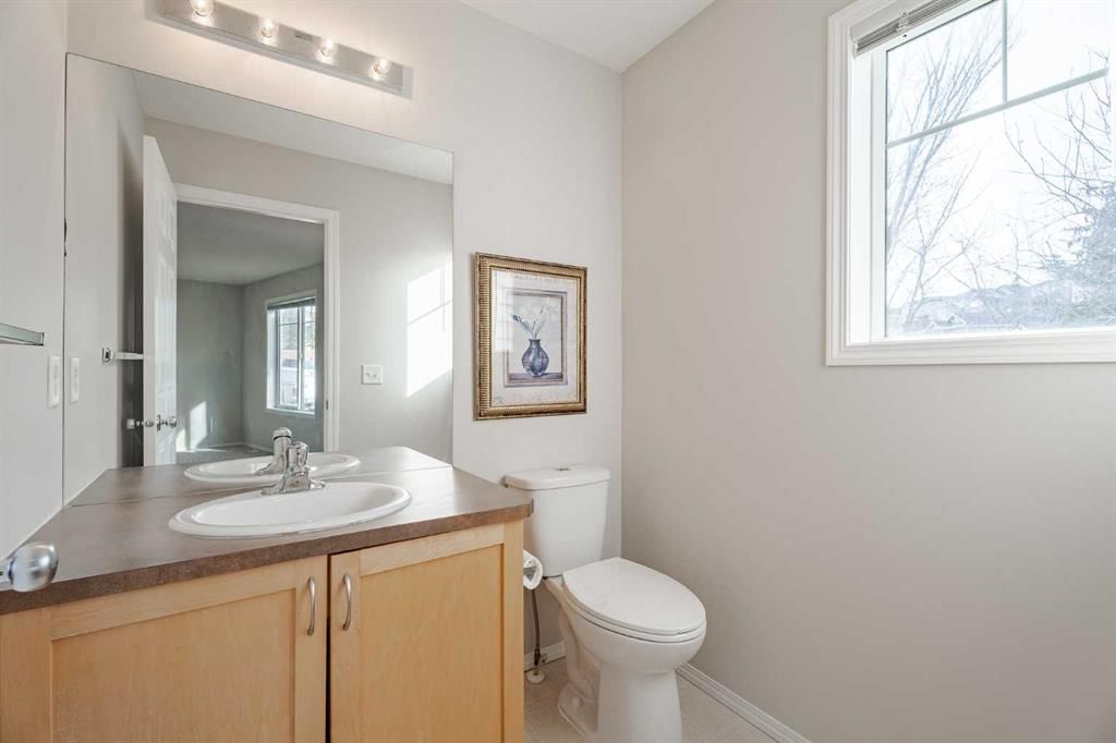 122 Panamount Drive NW, Calgary — photo 4 of 36