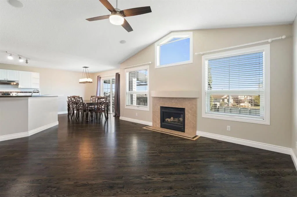 59 Panorama Hills Road NW, Calgary — photo 3 of 37
