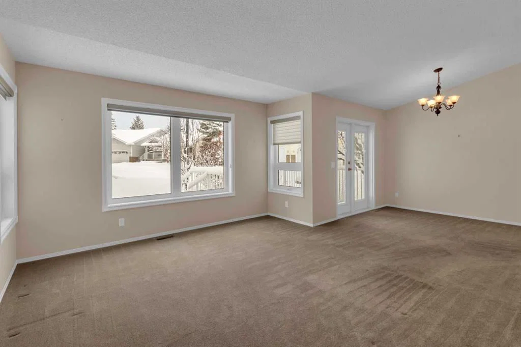 114 Macewan Ridge Villas NW, Calgary — photo 3 of 35