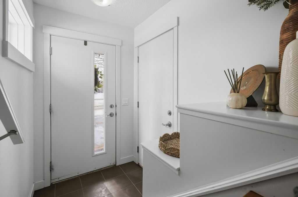 12993 Coventry Hills Way NE, Calgary — photo 5 of 47