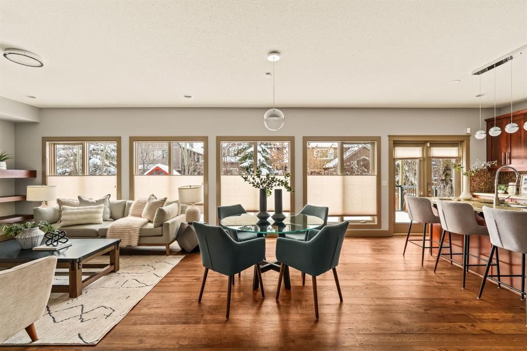 7 Westpoint Place SW, Calgary — photo 2 of 41