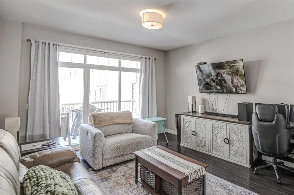 170 Skyview Ranch Road NE, Calgary — photo 5 of 21
