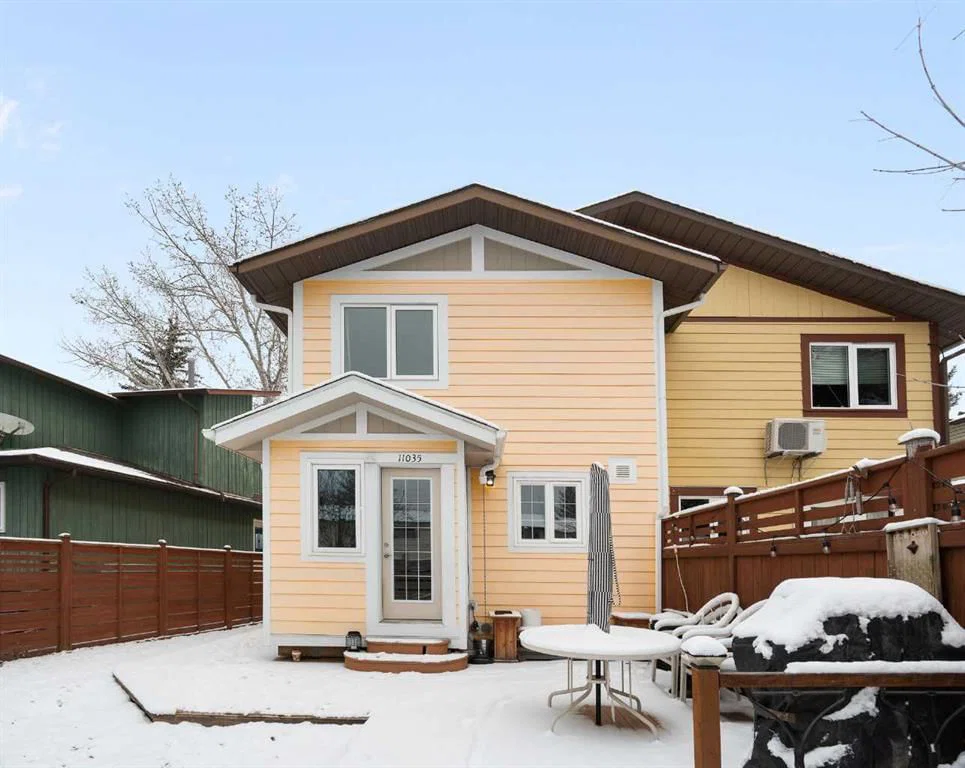 11035 Oakfield Drive SW, Calgary — photo 2 of 45