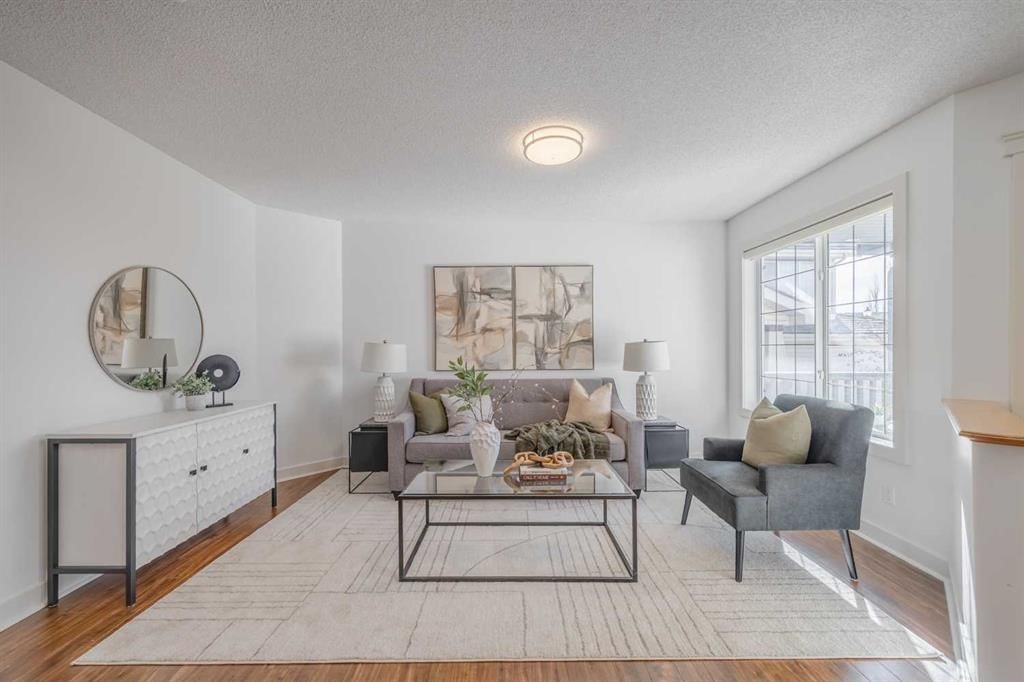7936 Springbank Boulevard SW, Calgary — photo 4 of 50