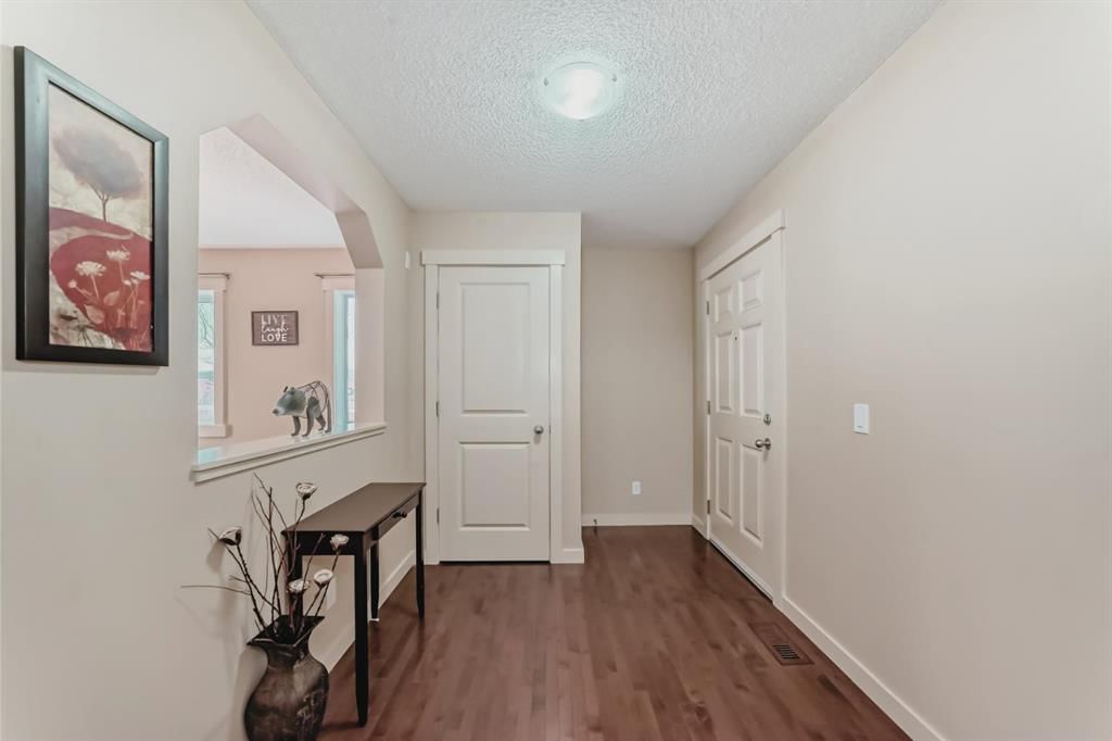 273 Silverado Plains Close SW, Calgary — photo 5 of 40
