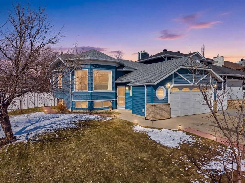 276 Riverside Mews SE, Calgary — main listing photo