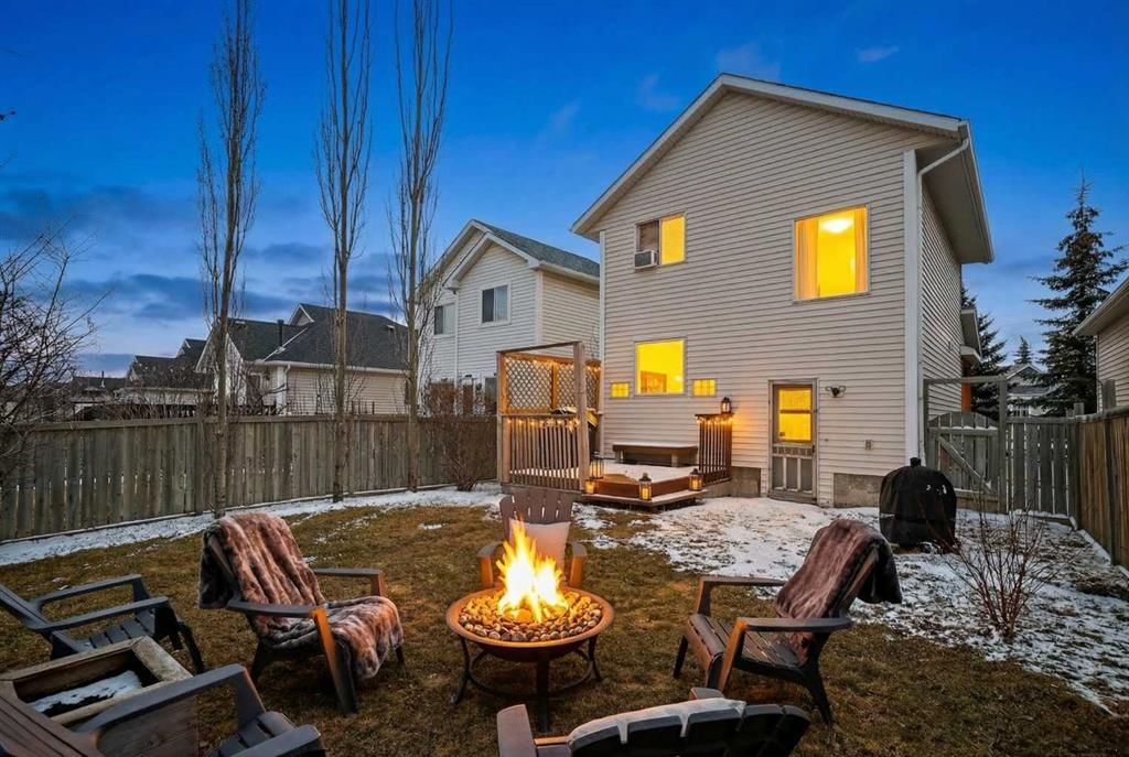 20 Inverness Grove SE, Calgary — photo 2 of 35