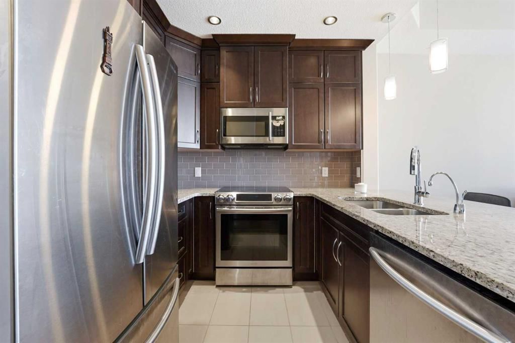 705, 24 Varsity Estates Circle NW, Calgary — photo 5 of 29