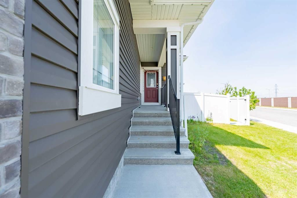 310 Red Sky Terrace NE, Calgary — photo 2 of 47