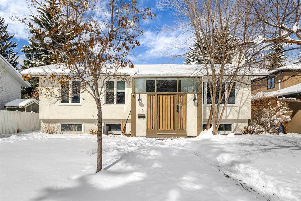 4 Varview Place NW, Calgary — main listing photo